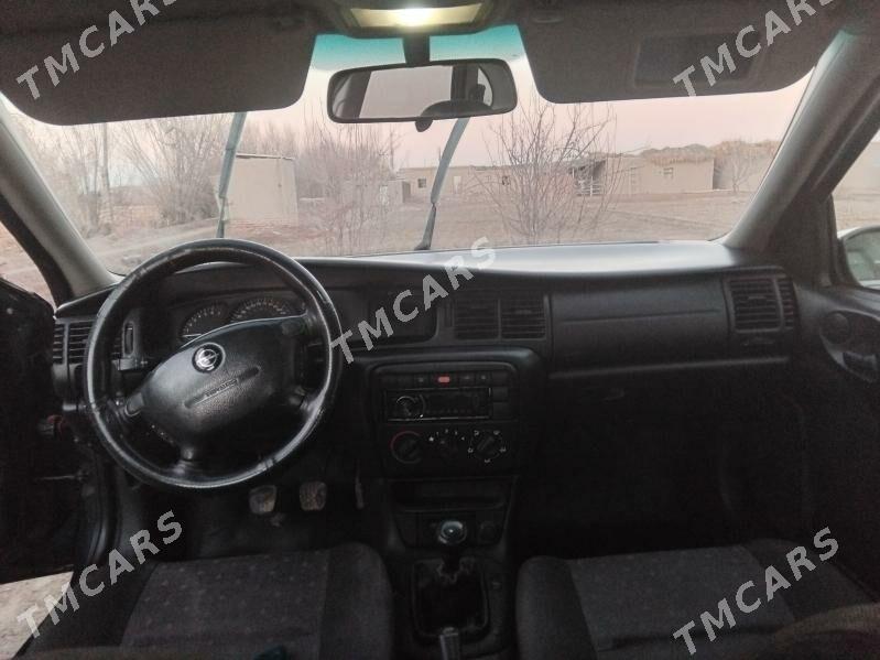 Opel Vectra 2001 - 68 000 TMT - Шабатский этрап - img 4