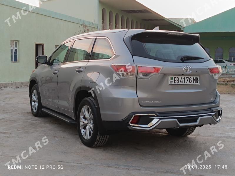 Toyota Highlander 2016 - 355 000 TMT - Мары - img 3