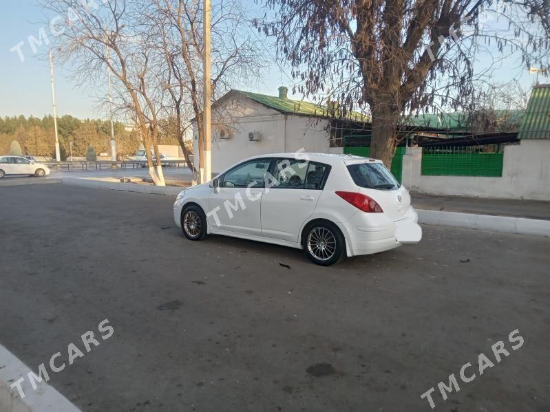 Nissan Versa 2009 - 118 000 TMT - 30 mkr - img 3