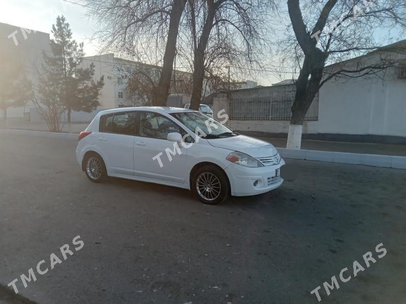 Nissan Versa 2009 - 118 000 TMT - 30 mkr - img 2