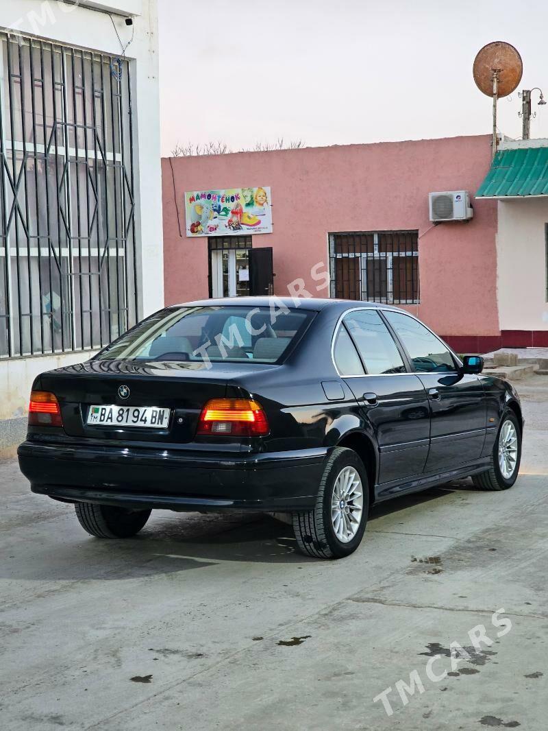 BMW 528 2002 - 95 000 TMT - Hazar - img 4