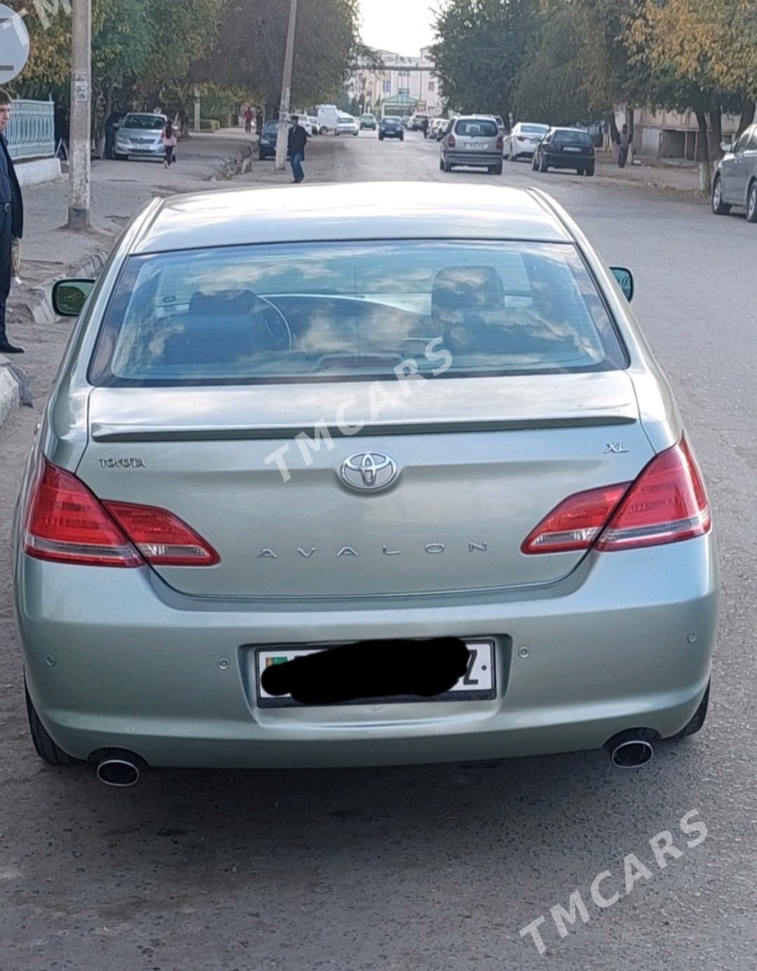 Toyota Avalon 2005 - 125 000 TMT - Daşoguz - img 2