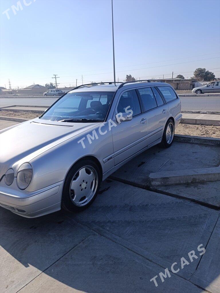 Mercedes-Benz E320 2001 - 120 000 TMT - Türkmenabat - img 2