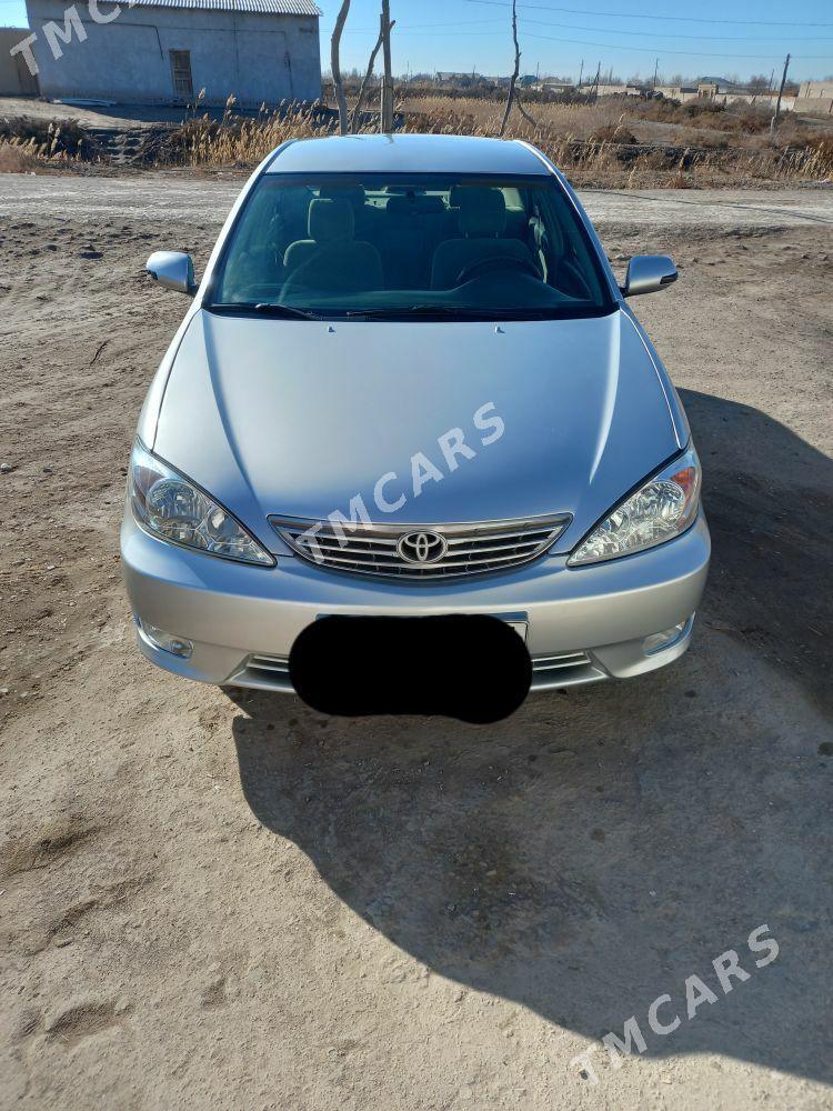 Toyota Camry 2003 - 150 000 TMT - Boldumsaz - img 5