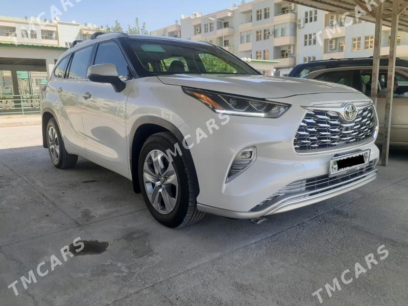 Toyota Highlander 2022 - 625 000 TMT - Мары - img 2