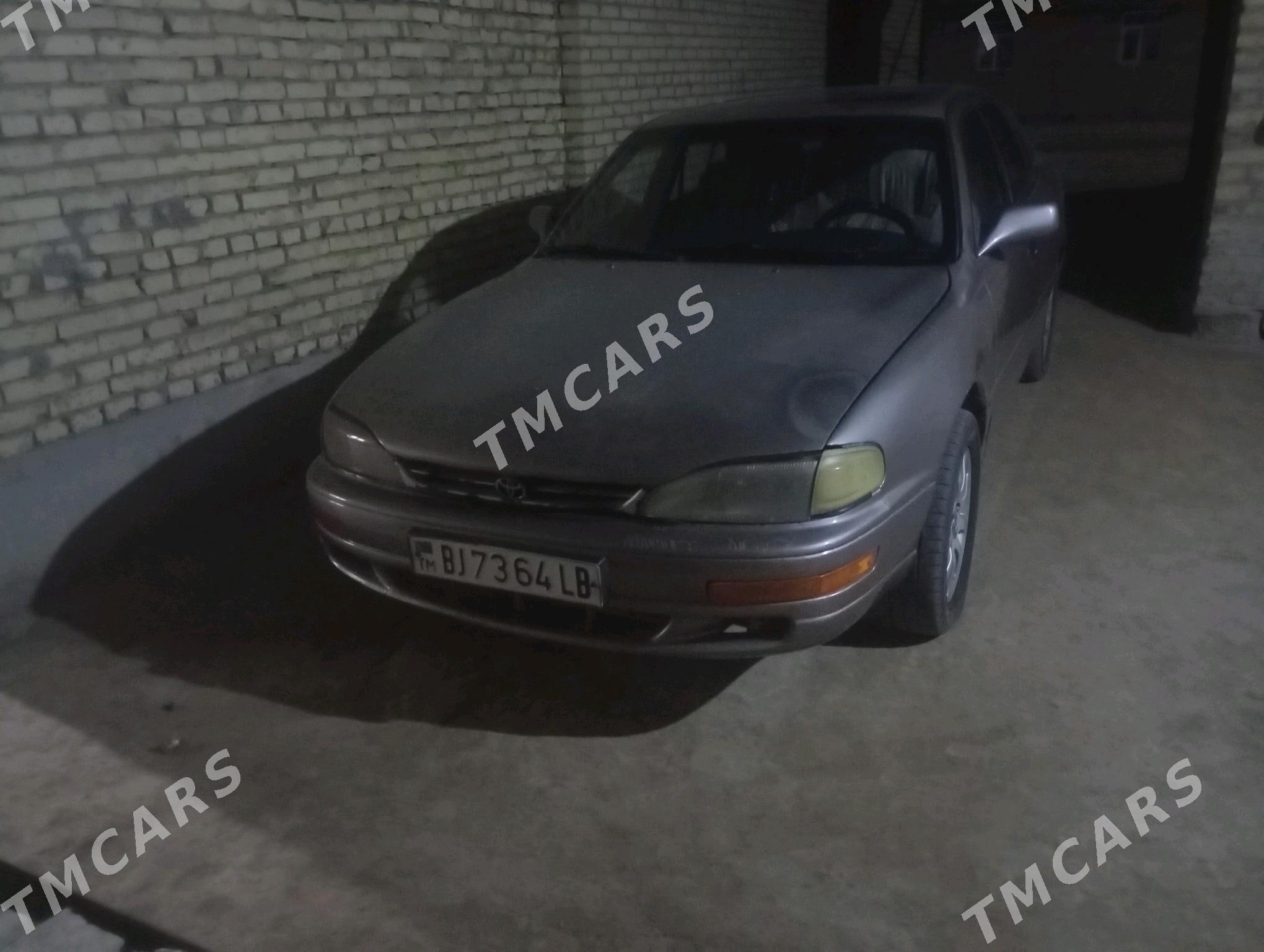 Toyota Camry 1992 - 60 000 TMT - Saýat - img 3