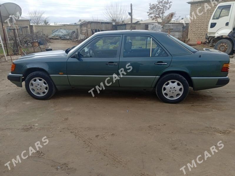 Mercedes-Benz 300E 1998 - 55 000 TMT - Mary - img 4