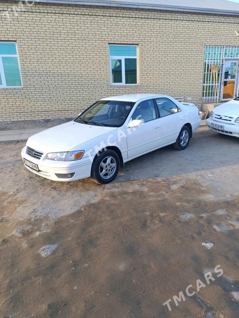 Toyota Camry 2000 - 110 000 TMT - Wekilbazar - img 2