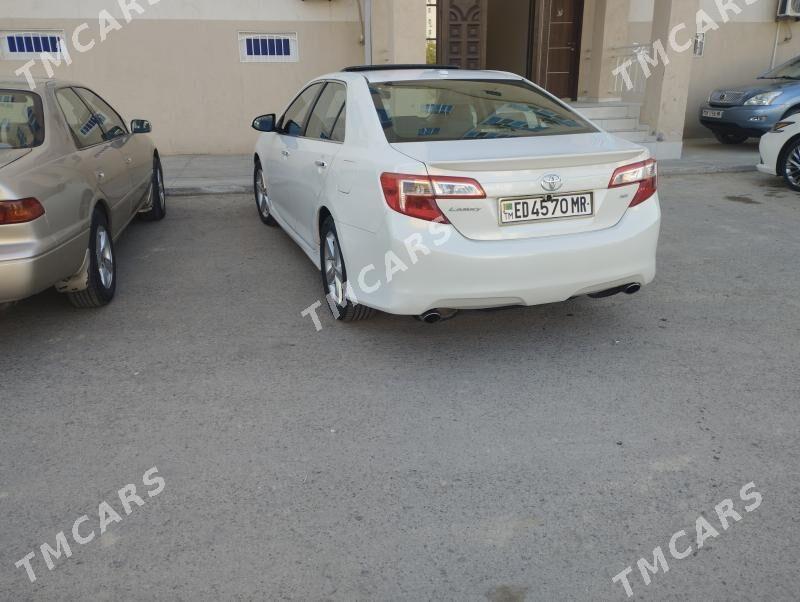 Toyota Camry 2013 - 230 000 TMT - Мары - img 5