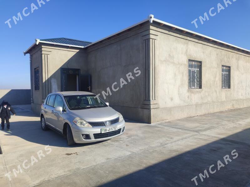 Nissan Versa 2012 - 85 000 TMT - Шабатский этрап - img 4