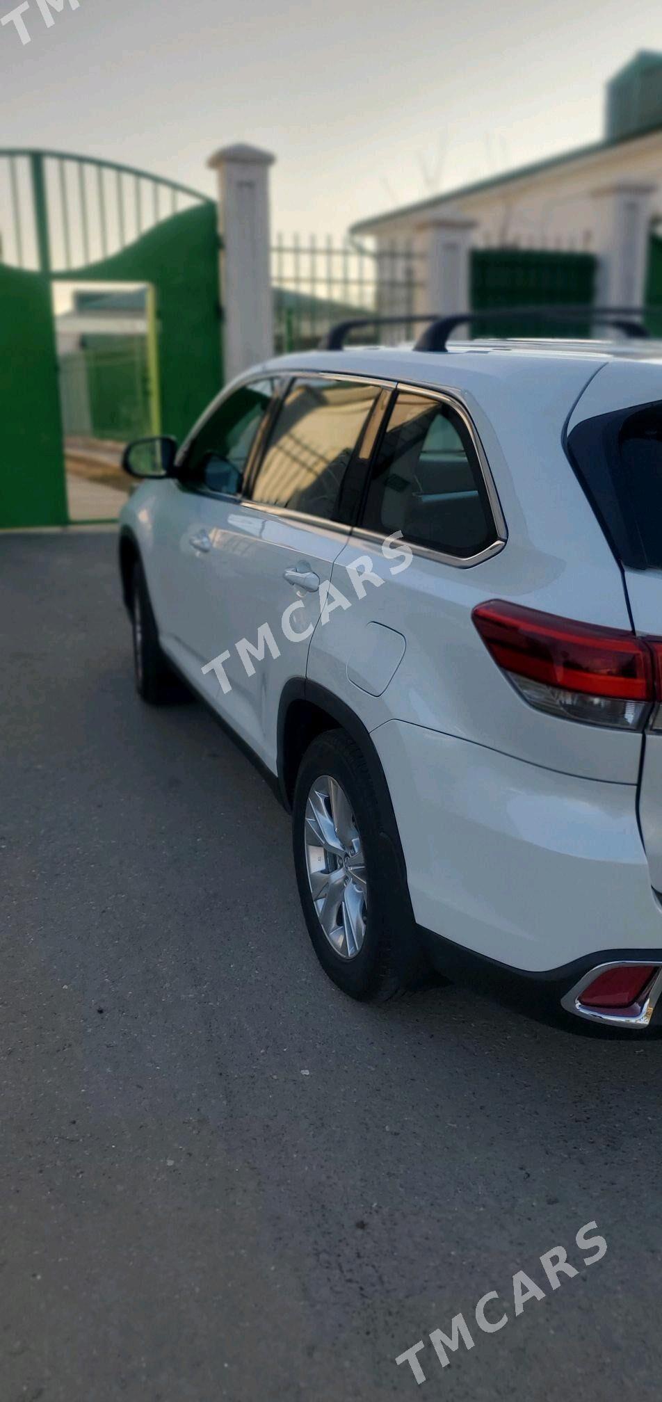 Toyota Grand Highlander 2019 - 410 000 TMT - Ашхабад - img 2