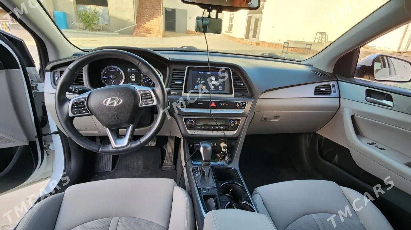 Hyundai Sonata 2019 - 243 000 TMT - Ашхабад - img 8