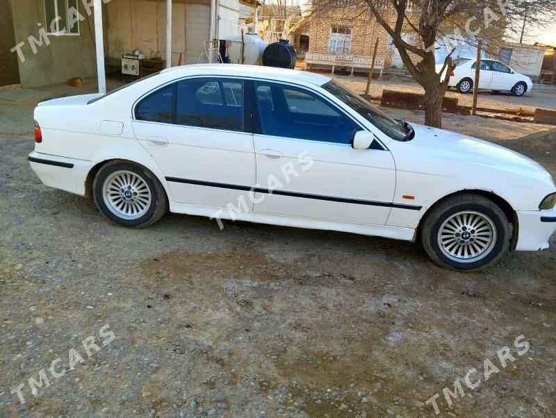 BMW E39 2000 - 90 000 TMT - Теджен - img 2