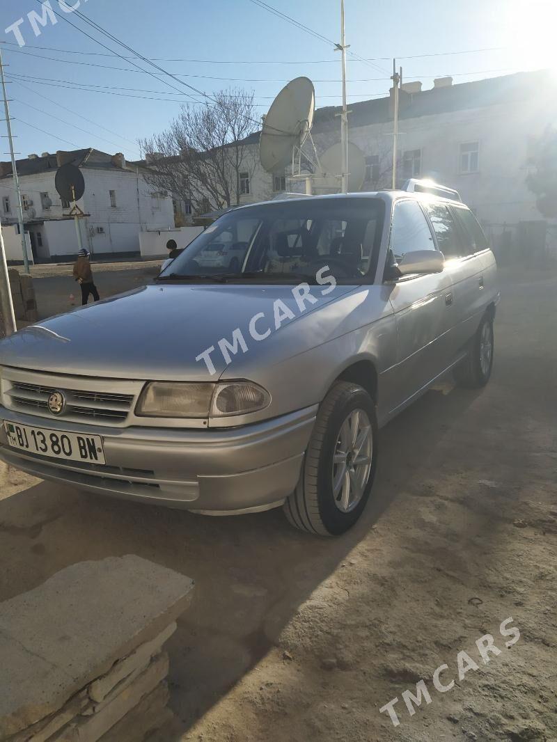 Opel Astra 1995 - 30 000 TMT - Туркменбаши - img 2