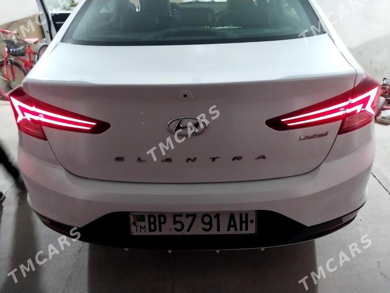 Hyundai Elantra 2019 - 217 000 TMT - Gökdepe - img 3