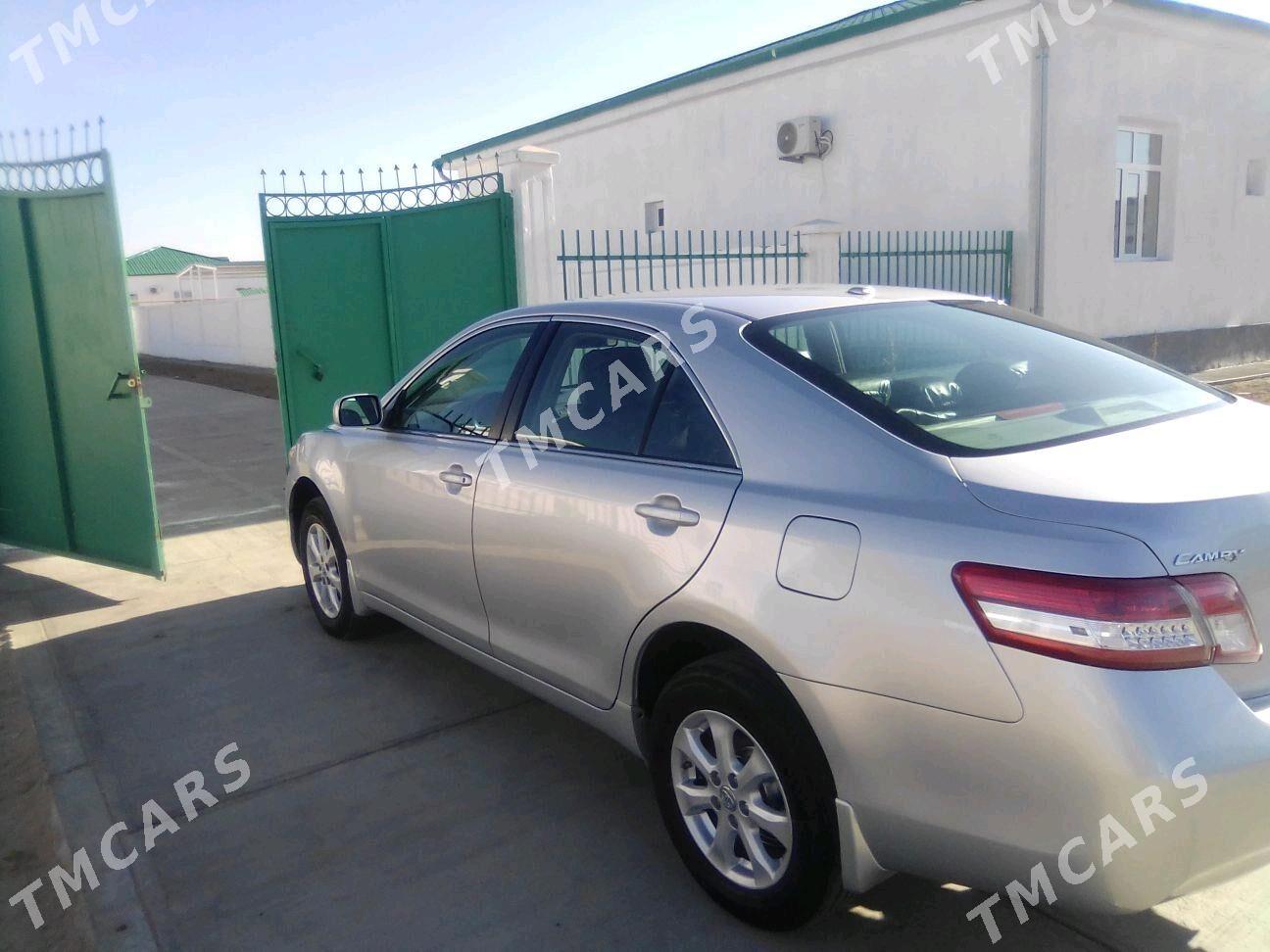 Toyota Camry 2009 - 210 000 TMT - Гёкдепе - img 4