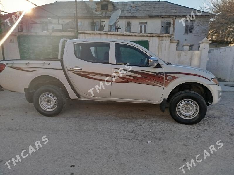 Mitsubishi L200 2012 - 140 000 TMT - Balkanabat - img 3