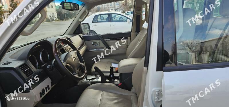 Mitsubishi Pajero 2015 - 300 000 TMT - 11 мкр - img 6