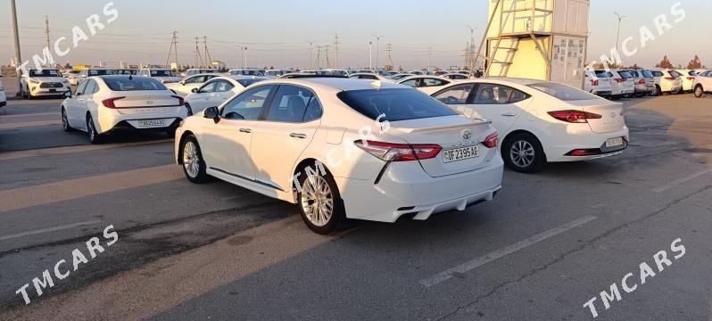 Toyota Camry 2019 - 280 000 TMT - "Altyn Asyr" Gündogar bazary (Jygyllyk) - img 2