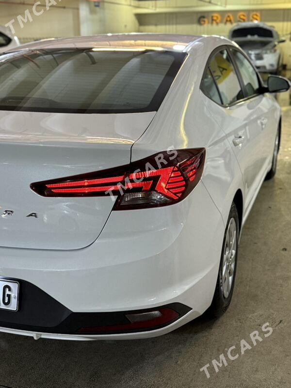 Hyundai Elantra 2019 - 215 000 TMT - Aşgabat - img 4