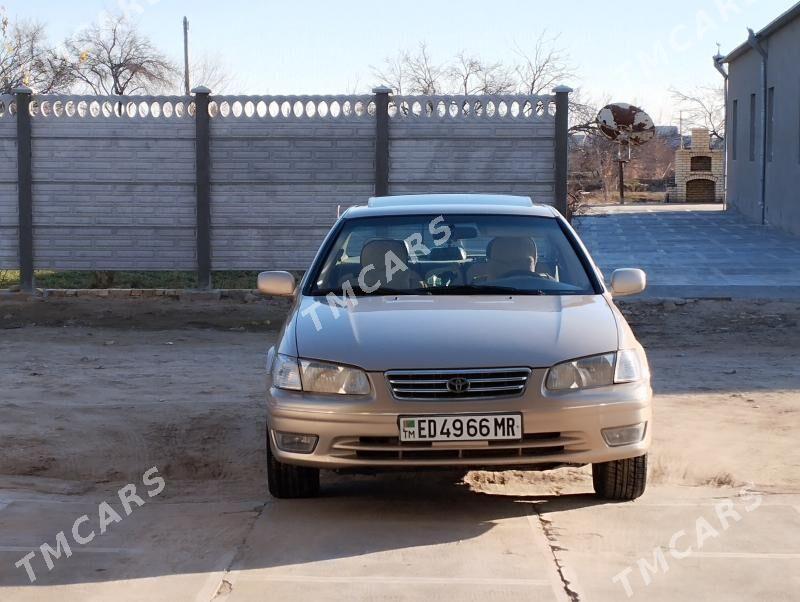 Toyota Camry 2000 - 150 000 TMT - Baýramaly - img 4