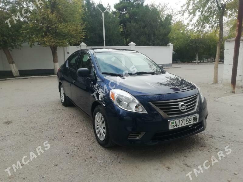 Nissan Versa 2012 - 87 000 TMT - Балканабат - img 7