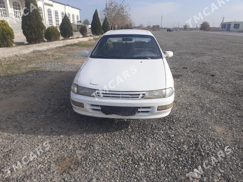 Toyota Carina 1994 - 35 000 TMT - Halaç - img 2