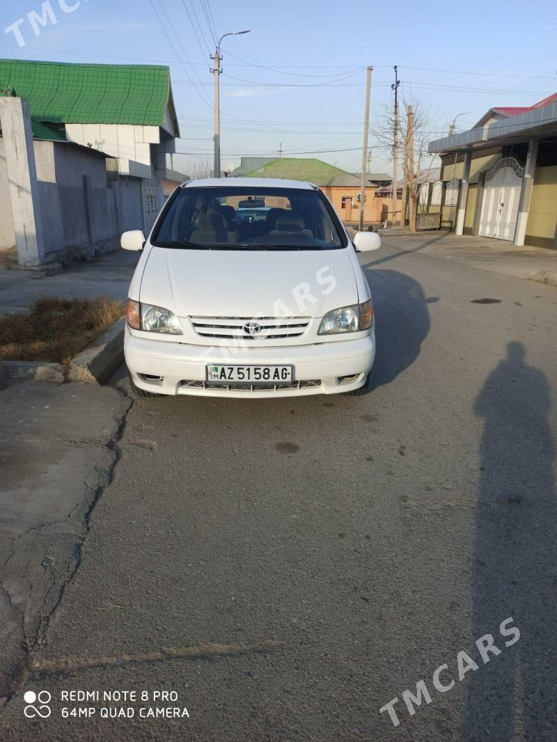 Toyota Sienna 2001 - 130 000 TMT - Aşgabat - img 7