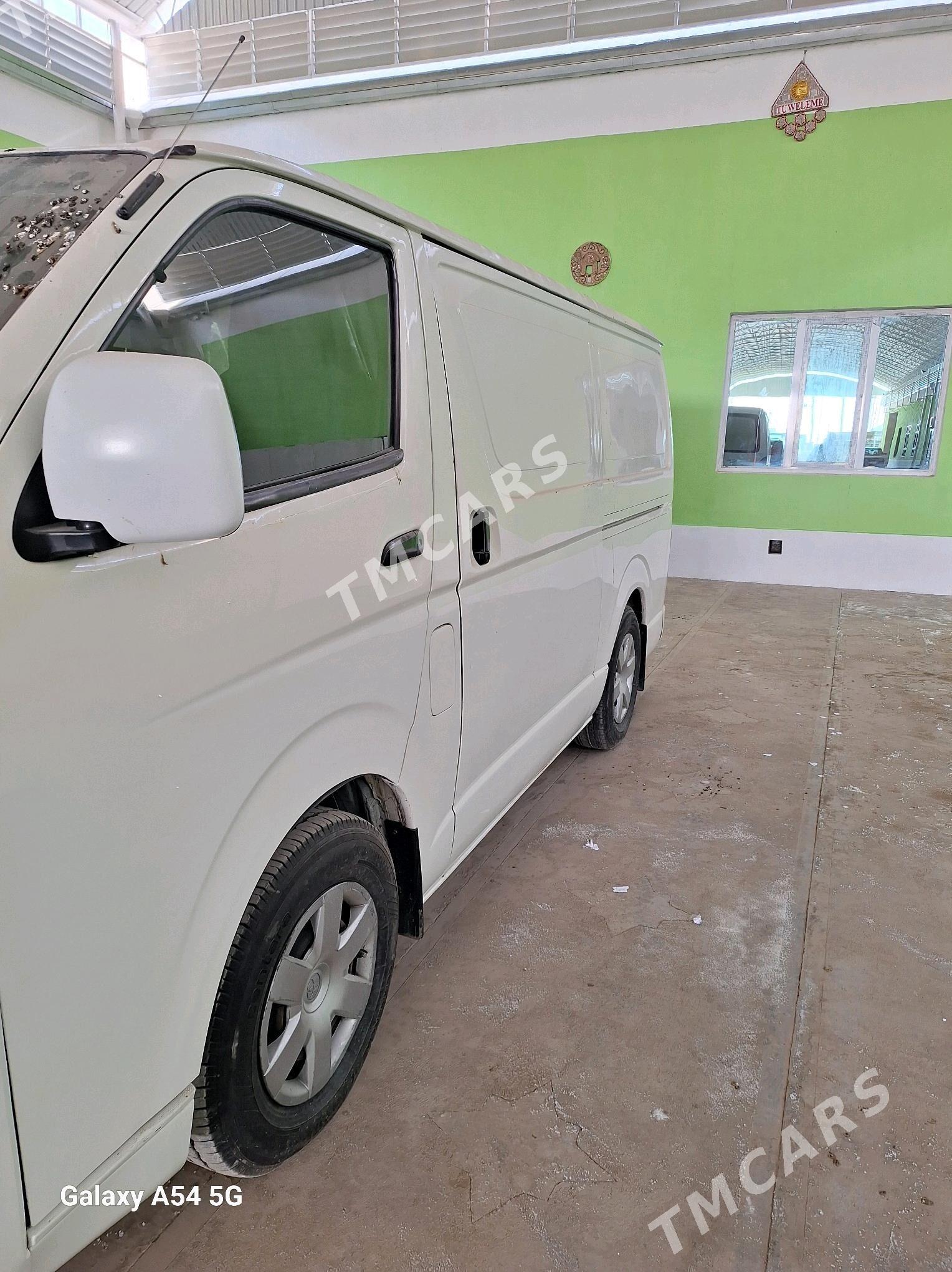 Toyota Hiace 2016 - 280 000 TMT - Baýramaly - img 3