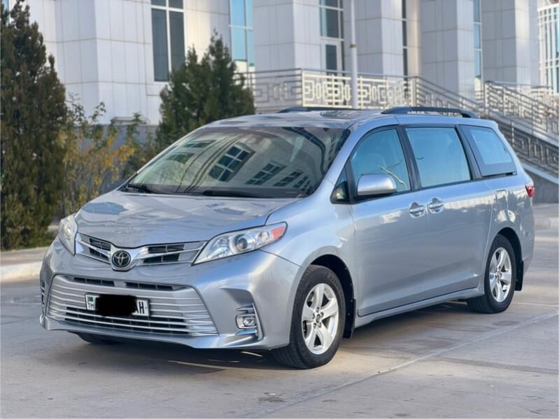 Toyota Sienna 2018 - 330 000 TMT - Aşgabat - img 2