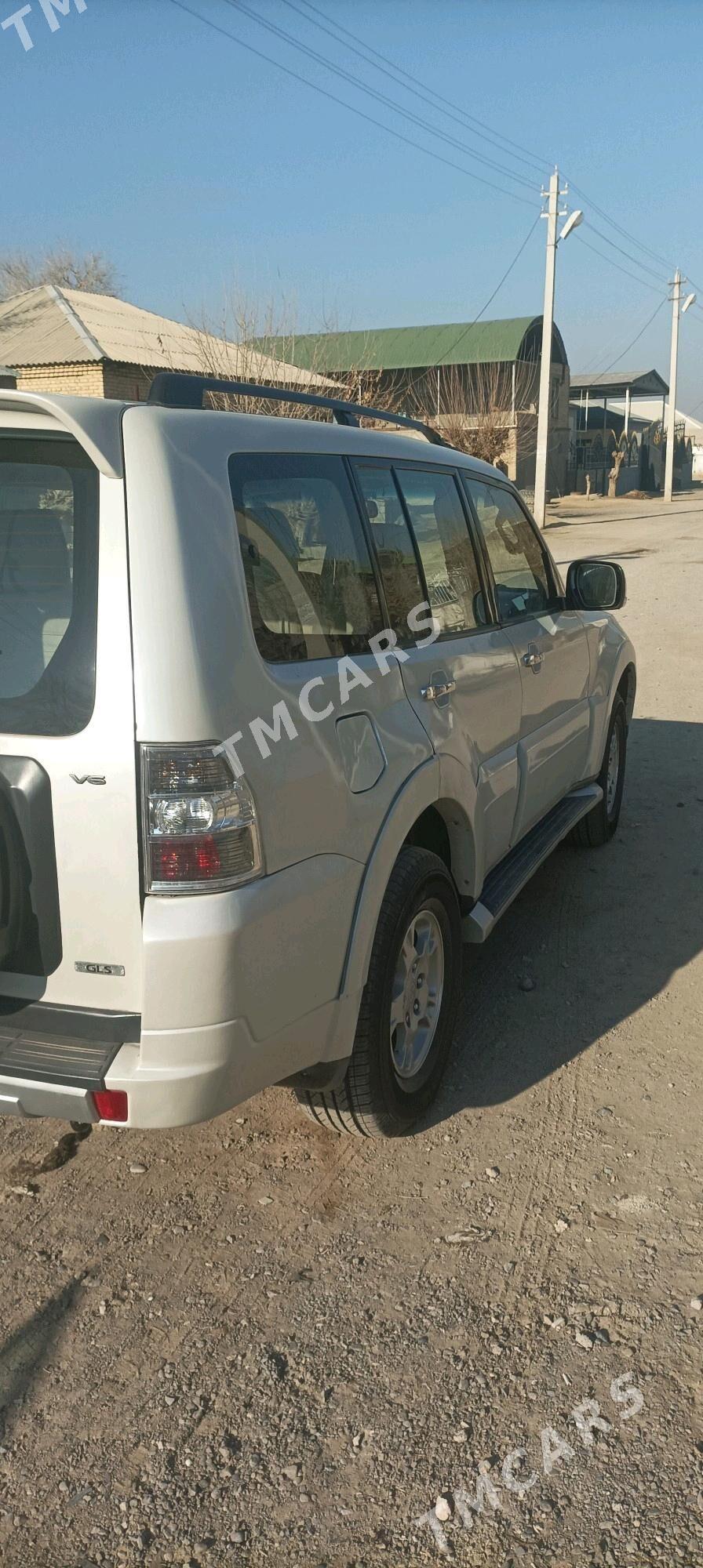 Mitsubishi Pajero 2009 - 165 000 TMT - Бахарден - img 4