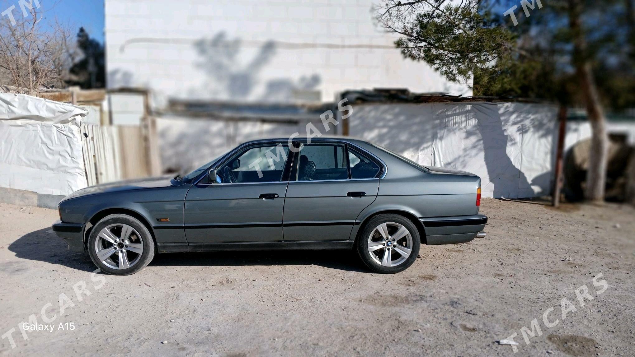 BMW 525 1989 - 40 000 TMT - Balkanabat - img 3