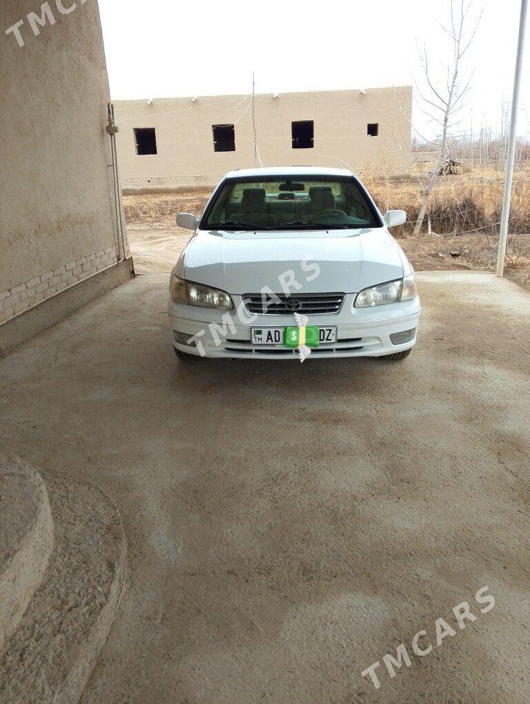 Toyota Camry 2001 - 140 000 TMT - Köneürgenç - img 2