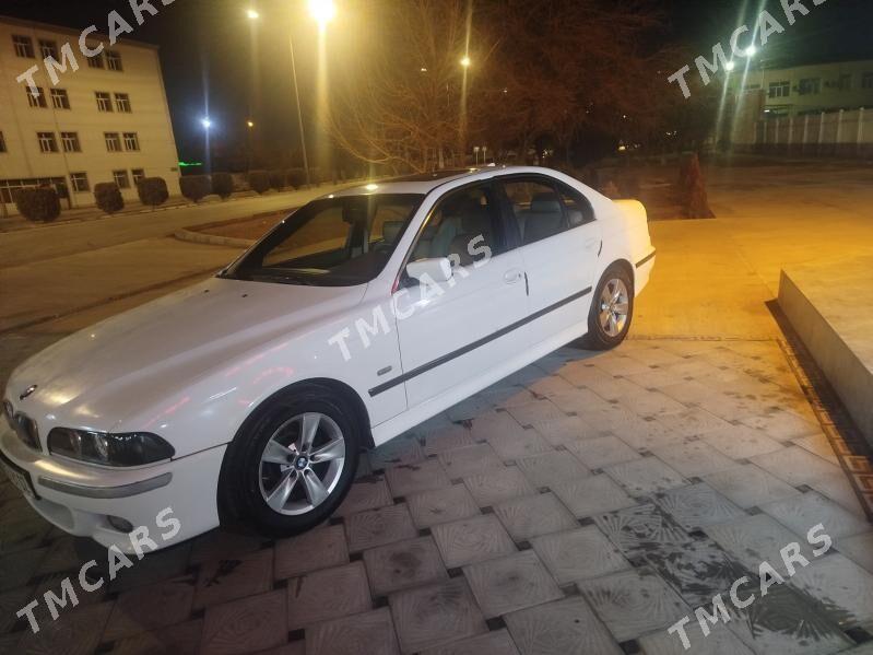 BMW 530 2003 - 115 000 TMT - Дашогуз - img 3