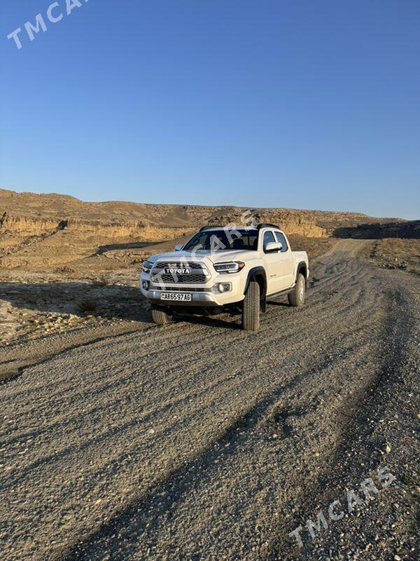 Toyota Tacoma 2020 - 472 000 TMT - Ашхабад - img 9