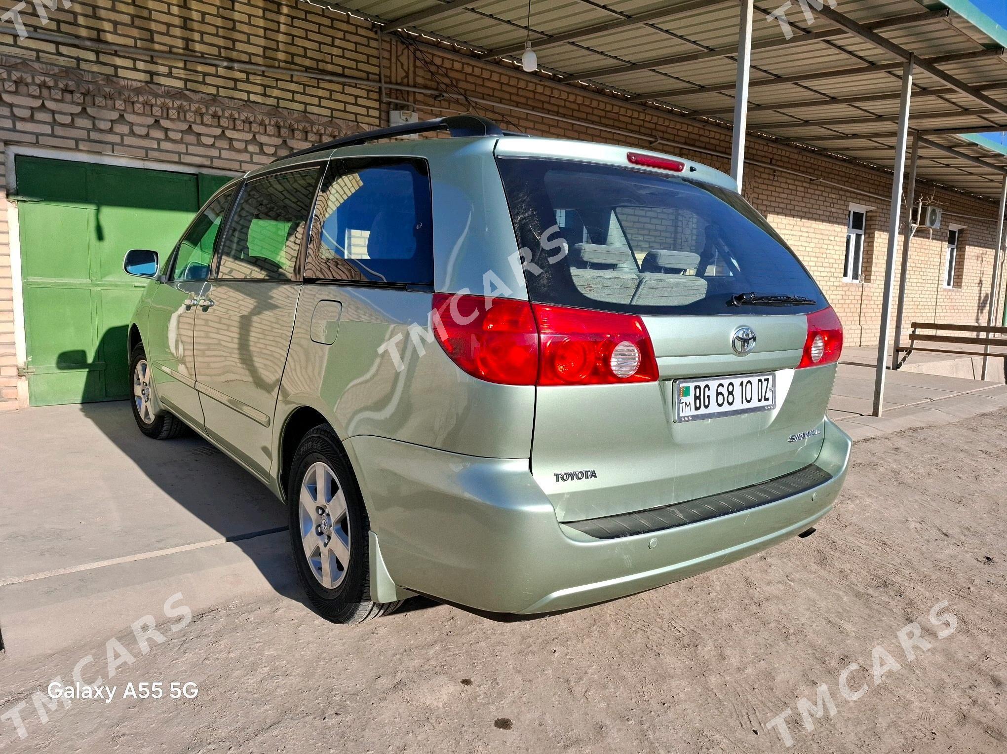 Toyota Sienna 2008 - 220 000 TMT - Şabat etr. - img 3