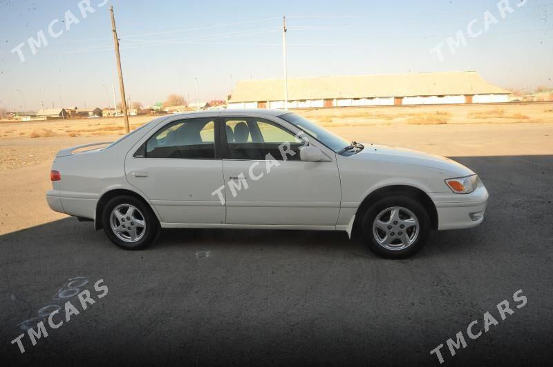 Toyota Camry 2000 - 120 000 TMT - Берекет - img 2