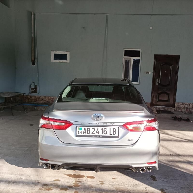 Toyota Camry 2018 - 275 000 TMT - Seýdi - img 5