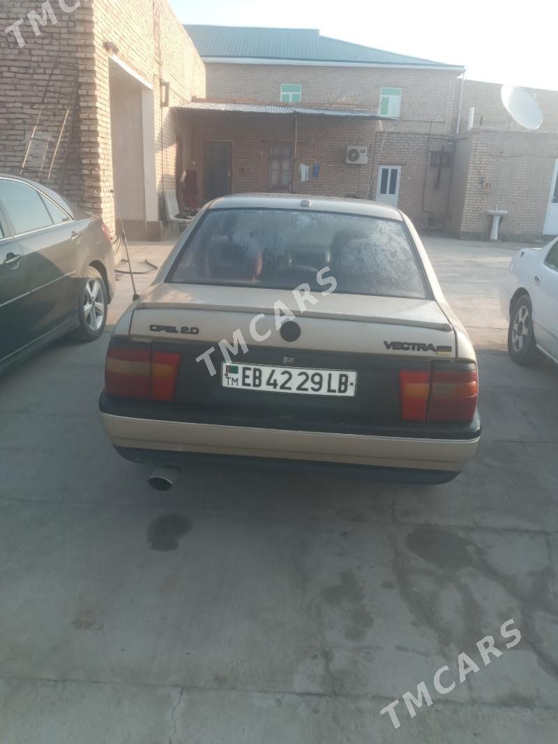 Opel Vectra 1990 - 36 000 TMT - Çärjew - img 3