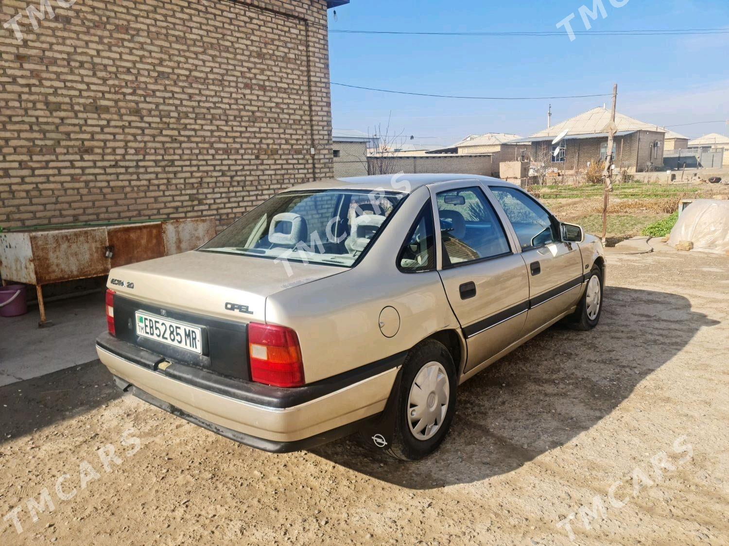 Opel Vectra 1992 - 28 500 TMT - Wekilbazar - img 2