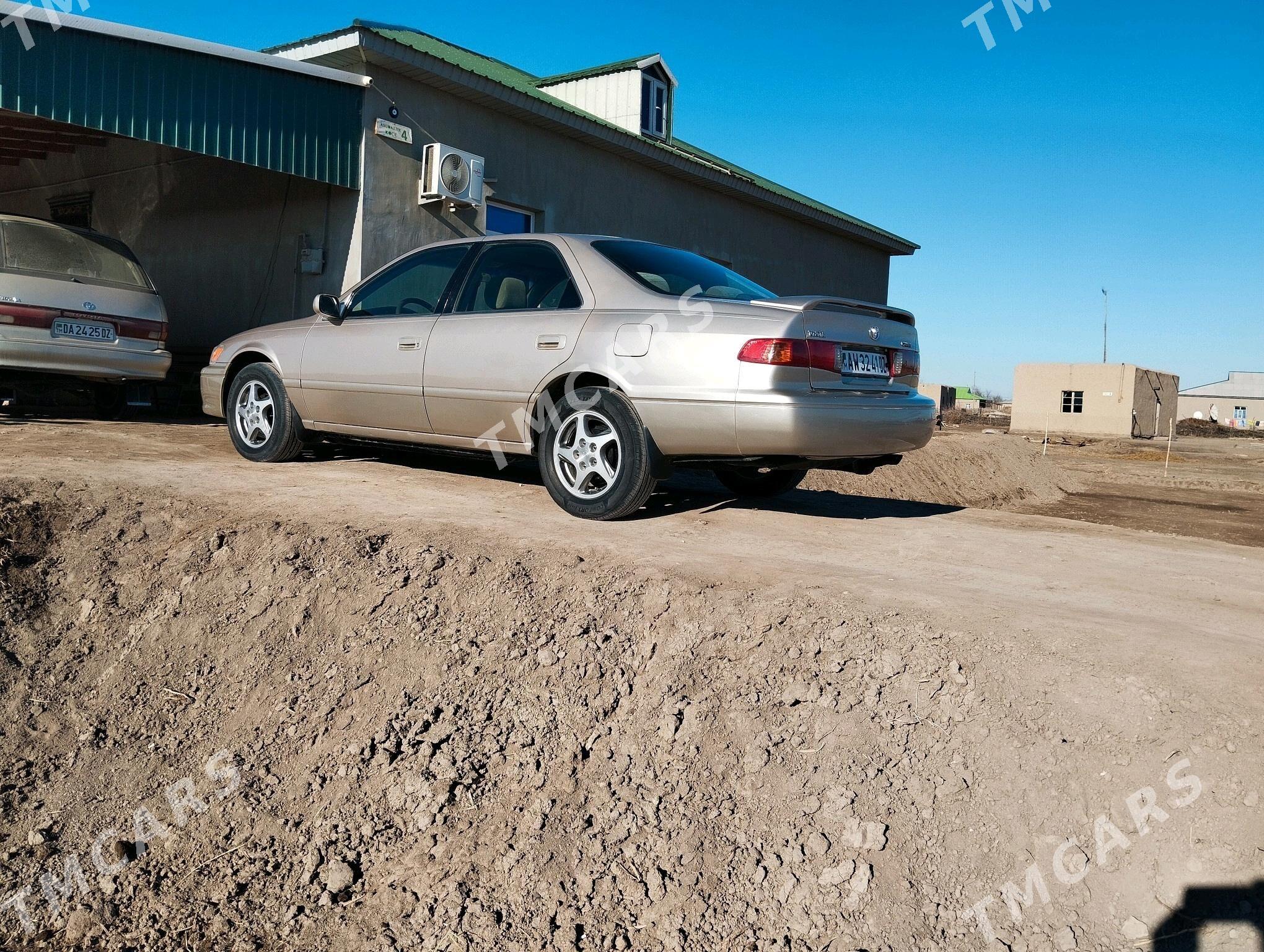 Toyota Camry 2000 - 150 000 TMT - Türkmenbaşy etr. - img 2