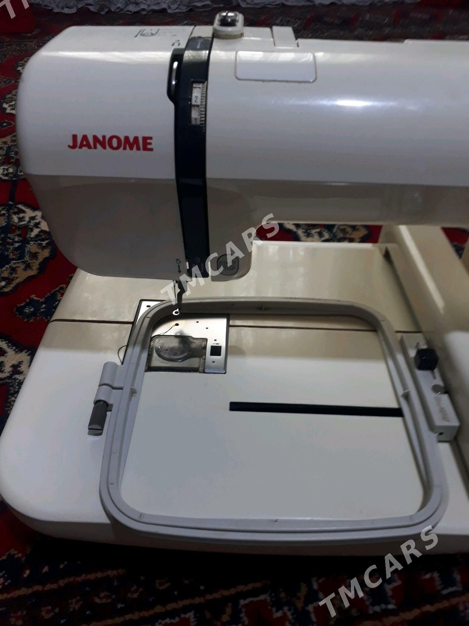 Janome 230 E - Теджен - img 2