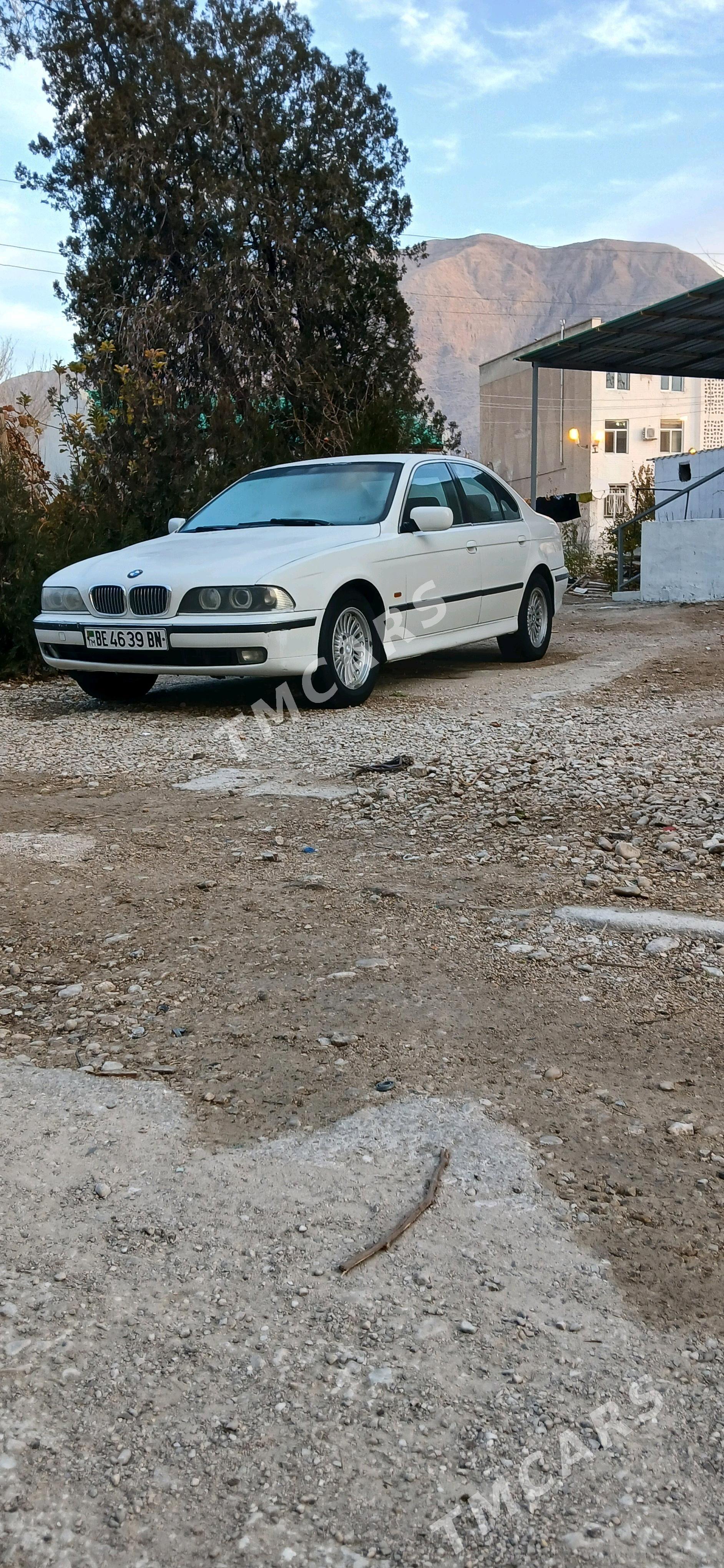 BMW 528 2000 - 62 000 TMT - Balkanabat - img 7