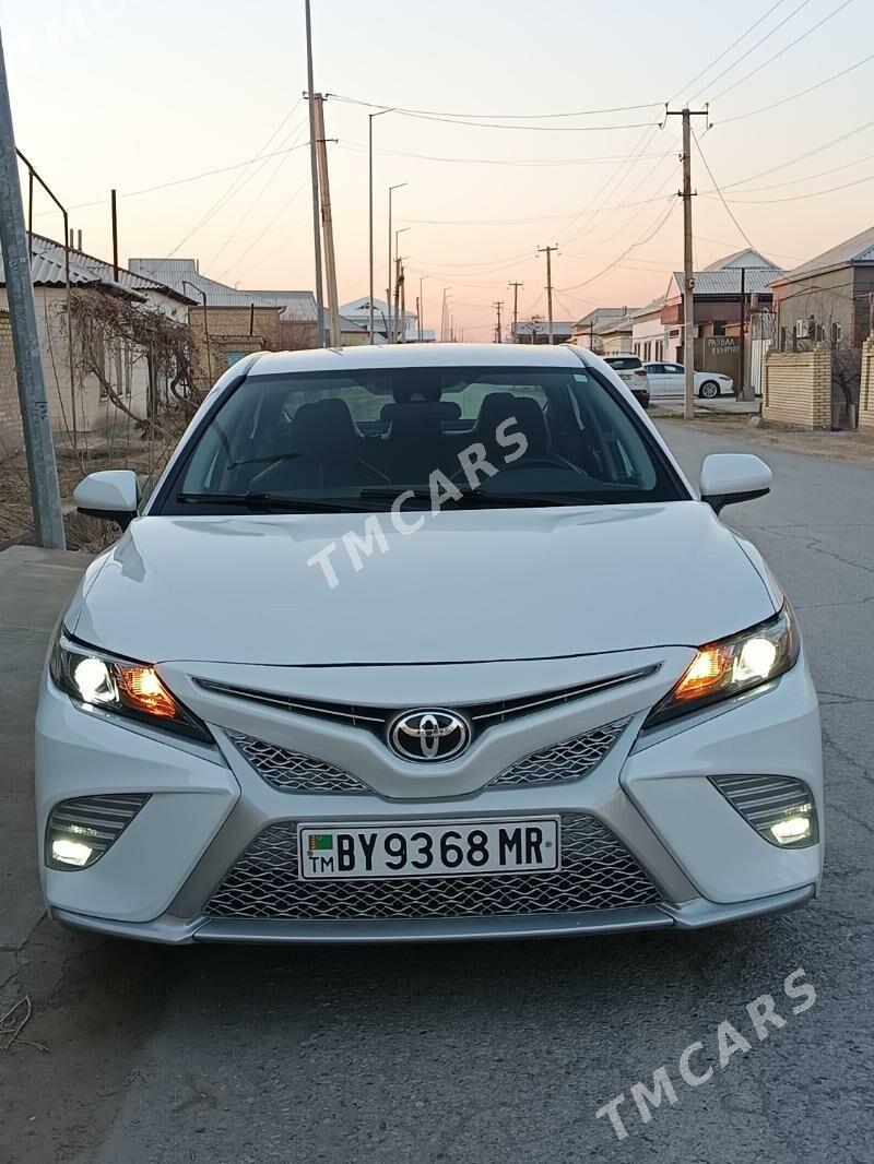 Toyota Camry 2020 - 350 000 TMT - Мары - img 1
