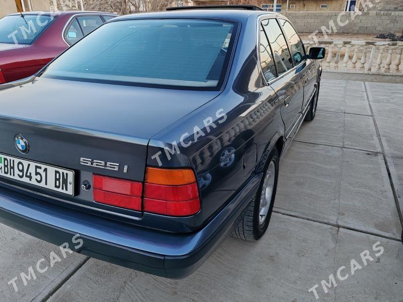 BMW 525 1994 - 110 000 TMT - Jebel - img 3