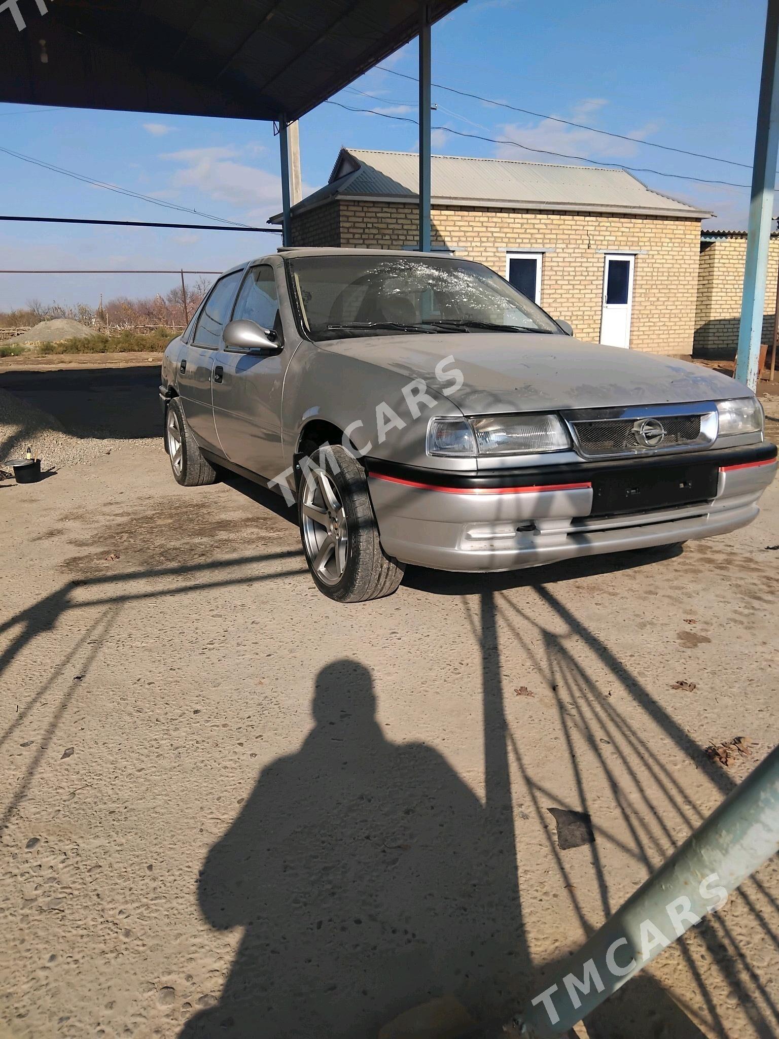 Opel Vectra 1992 - 35 000 TMT - Мары - img 5