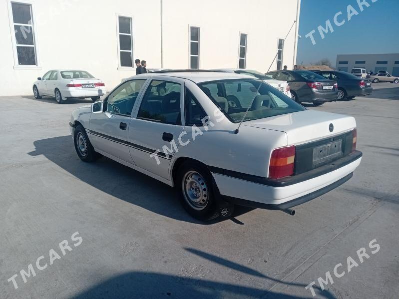 Opel Vectra 1992 - 31 000 TMT - Murgap - img 2