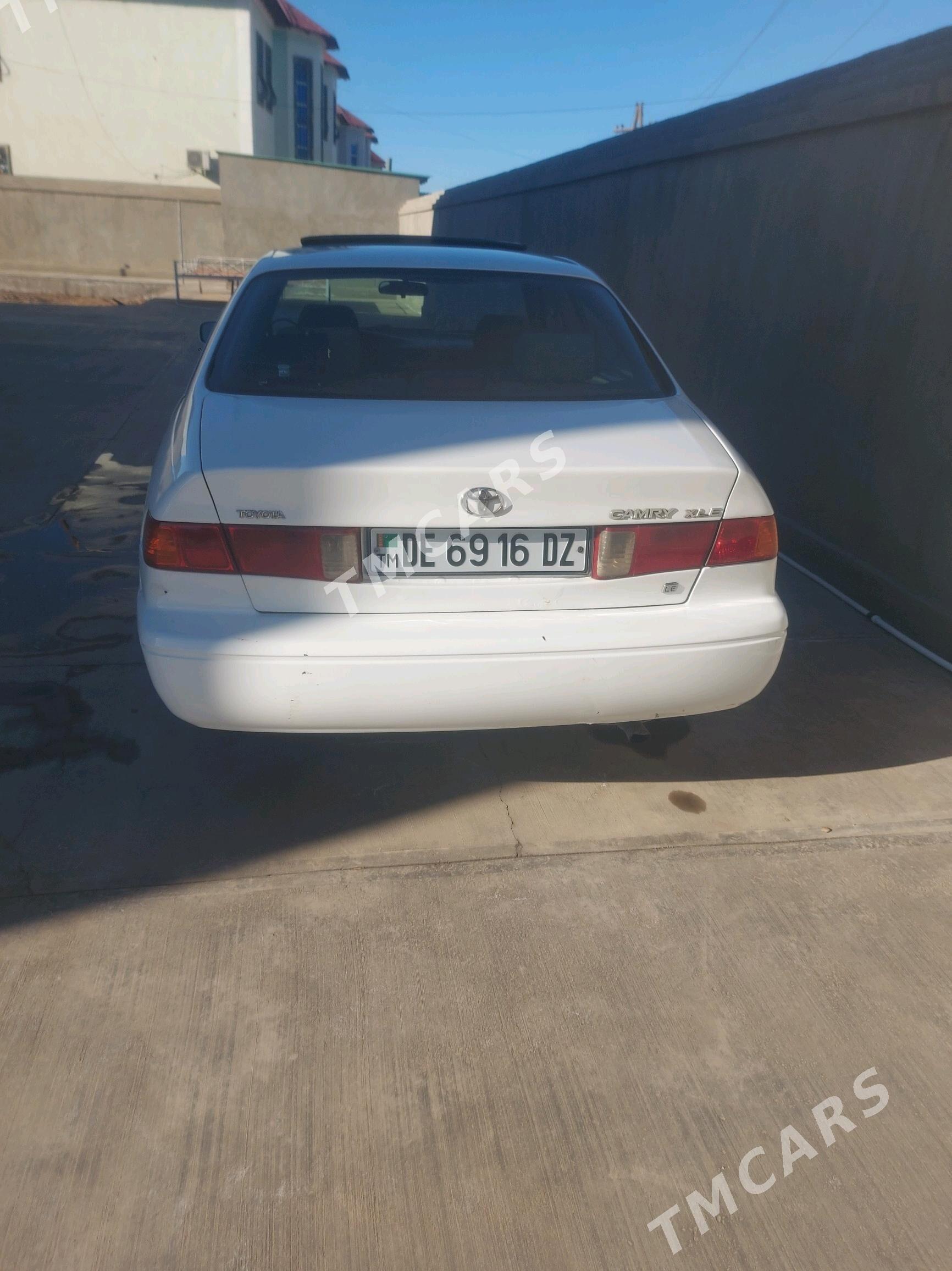 Toyota Camry 2000 - 114 000 TMT - Губадаг - img 6