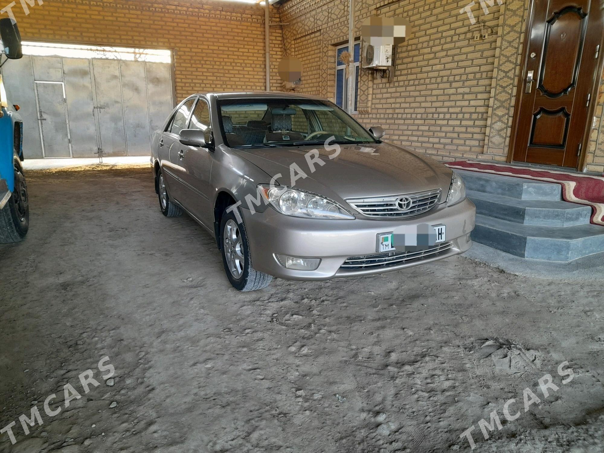 Toyota Camry 2004 - 130 000 TMT - Теджен - img 2