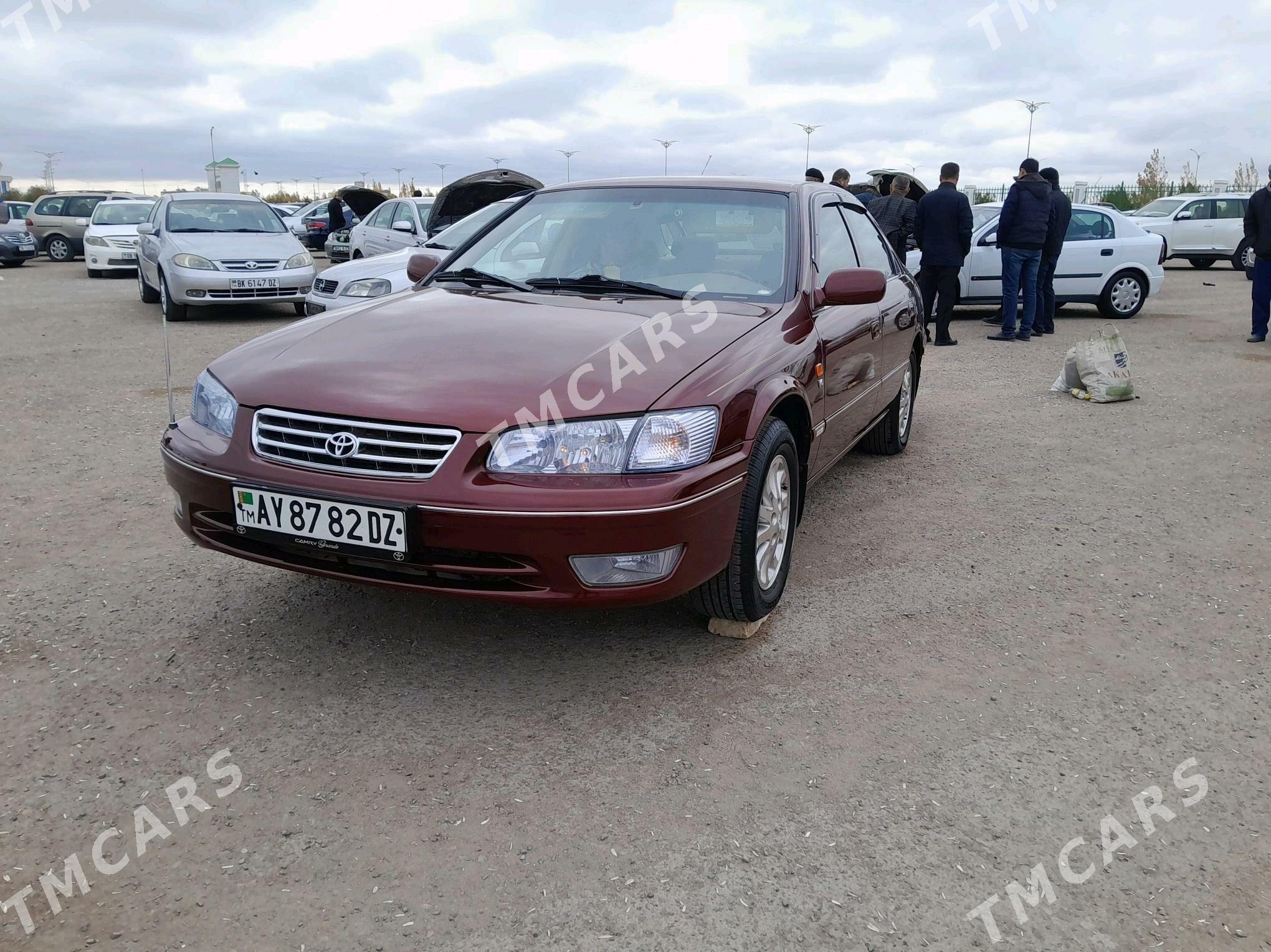 Toyota Camry 2000 - 160 000 TMT - Дашогуз - img 9